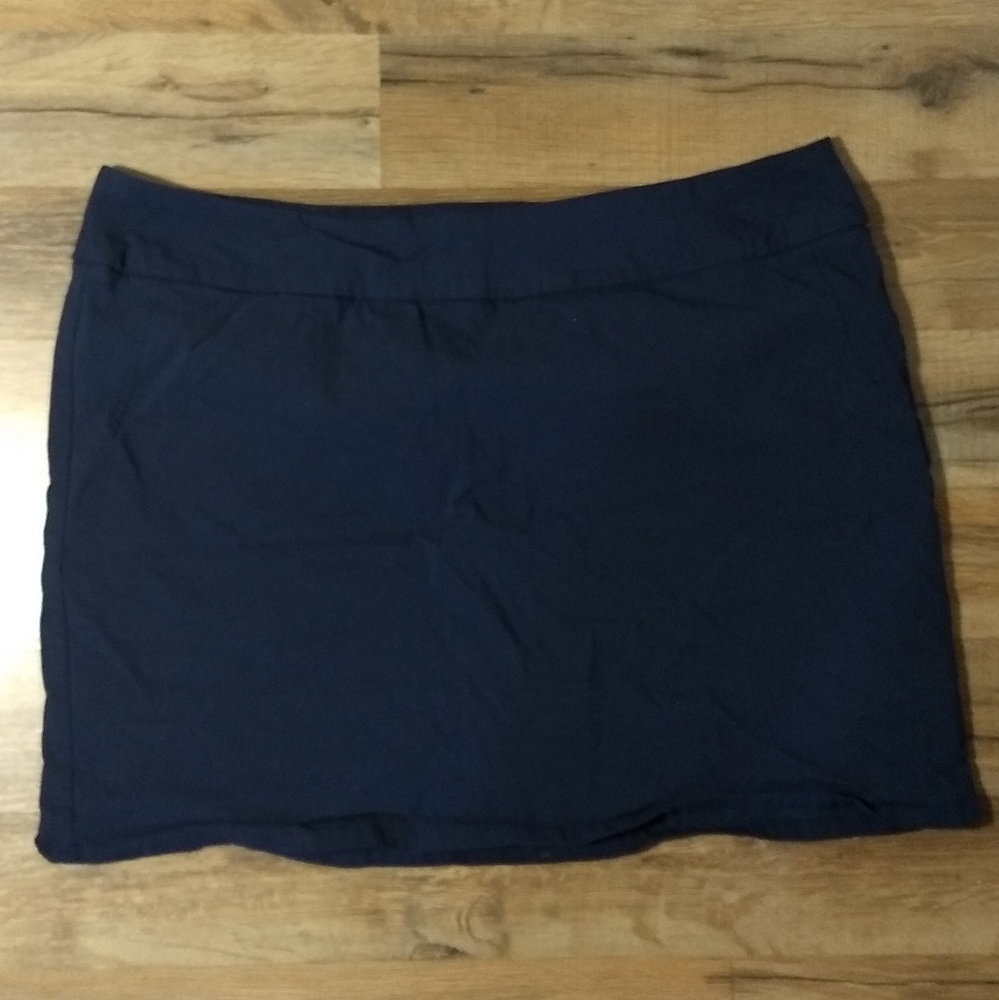 IZOD Golf Skort Size 18